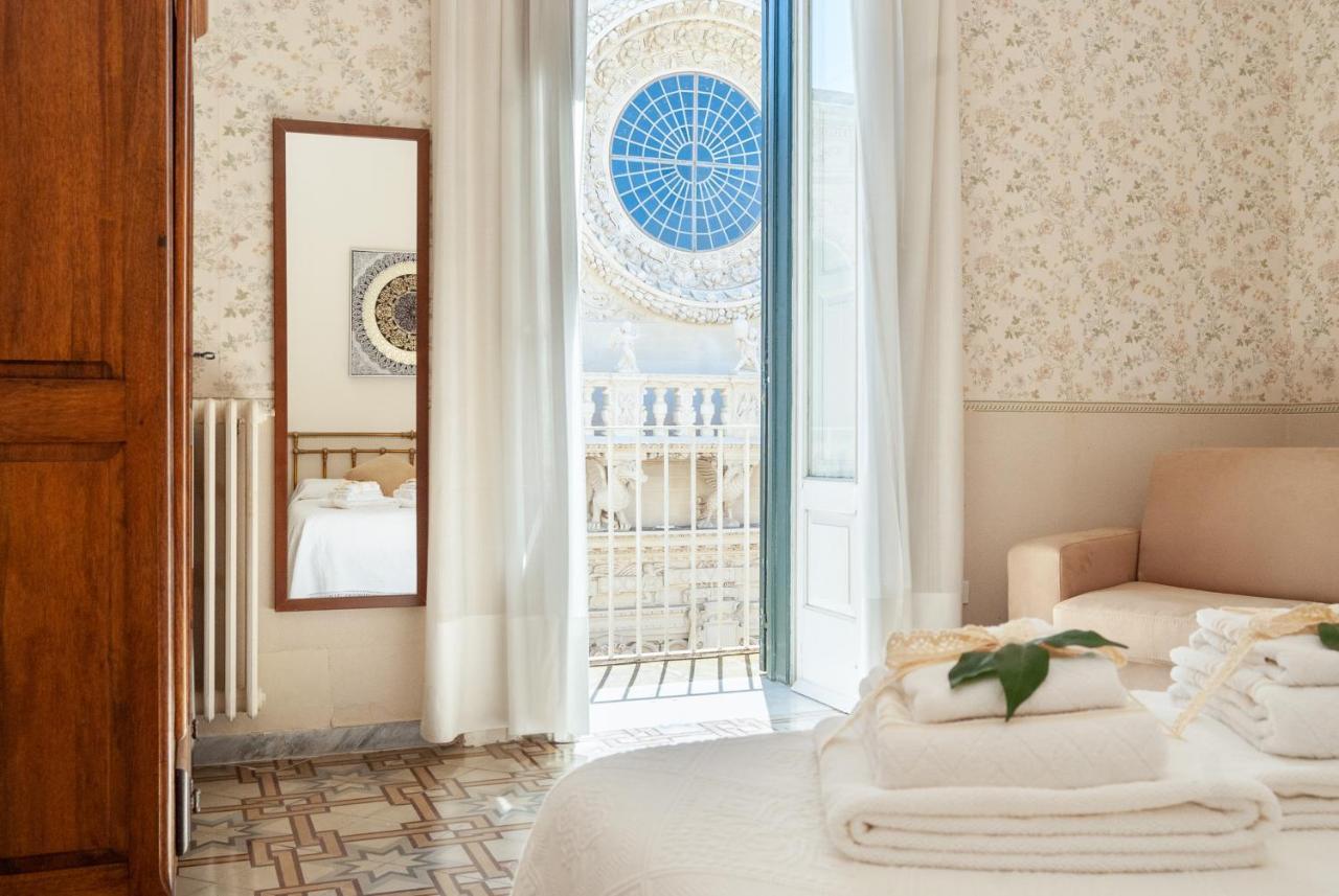 B&B Risveglio Col Rosone Lecce Bagian luar foto